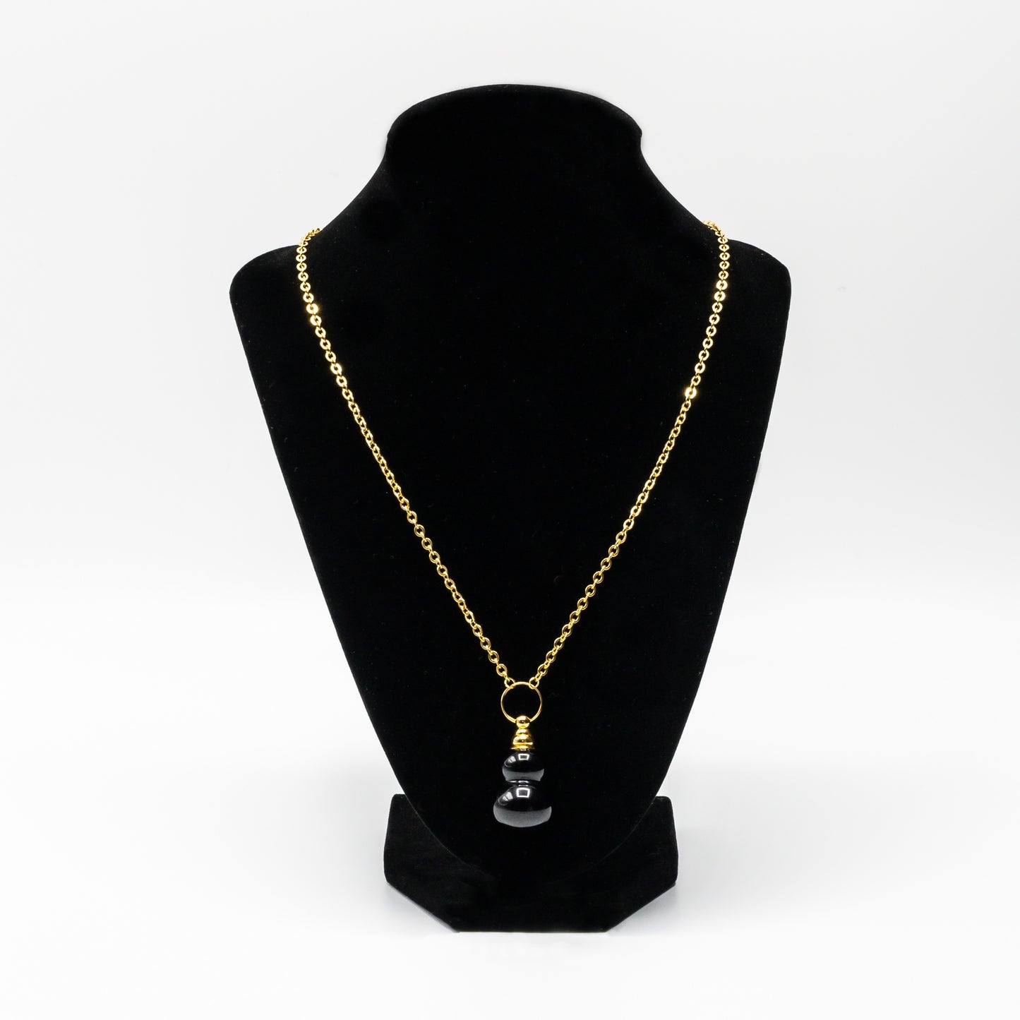 Onyx pendant in 18k gold vermeil-RSJ Collection LLC