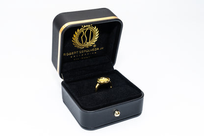 Gold Signet ring in 18k gold vermeil
